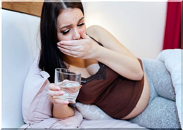 Side effects of pregnancy: nausea