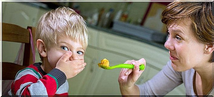 Do not force the child to eat because it is harmful