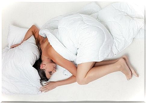 5.5 meter bed - sleeping woman