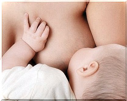 breastfeeding woman