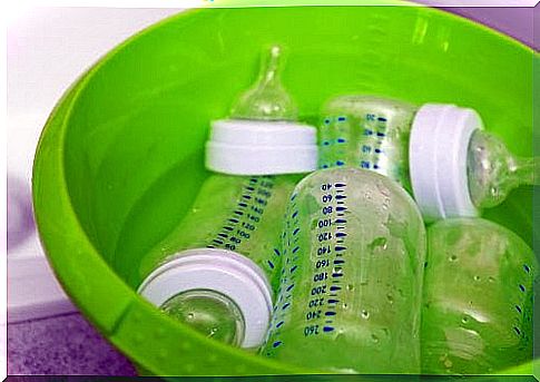 Thoroughly clean baby bottles with soap and water